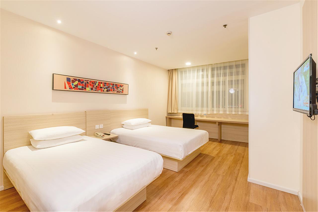 Hanting Hotel Čung-šan Exteriér fotografie